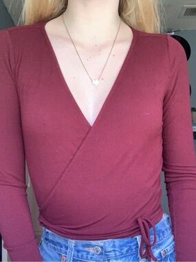 Tilly's Ribbed Wrap Crop Top - Burgundy Red
